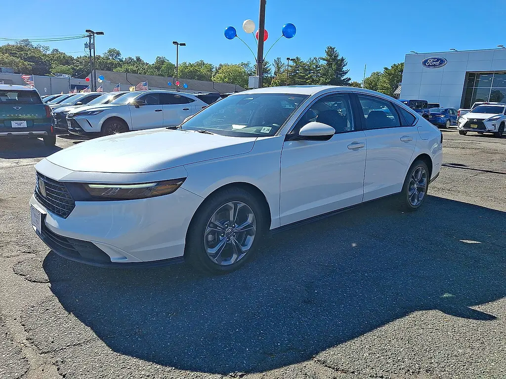 2023 Honda Accord - $22,000