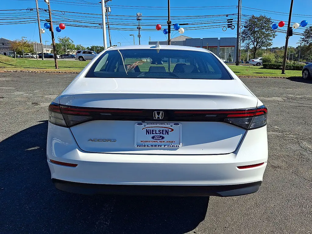 2023 Honda Accord - $22,000