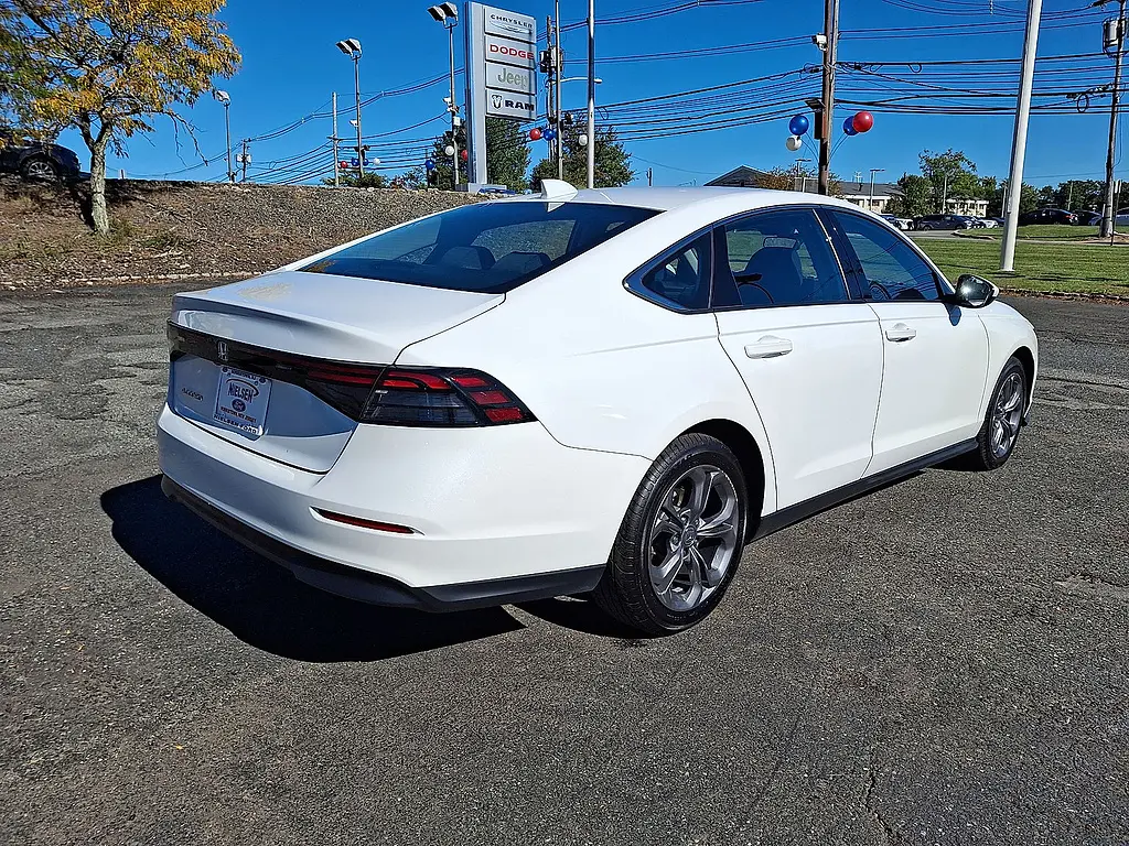 2023 Honda Accord - $22,000