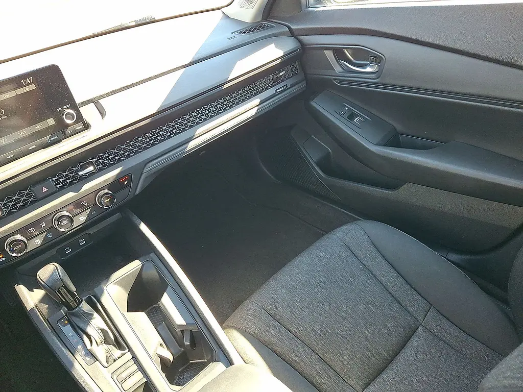 2023 Honda Accord - $22,000