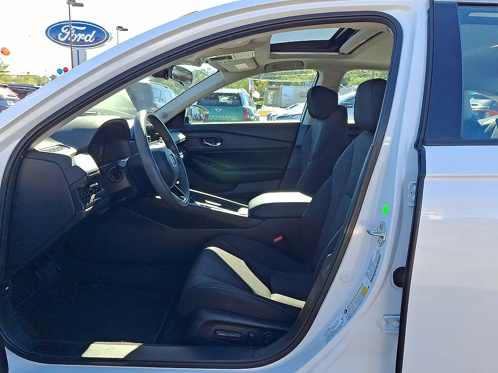 2023 Honda Accord - $22,000