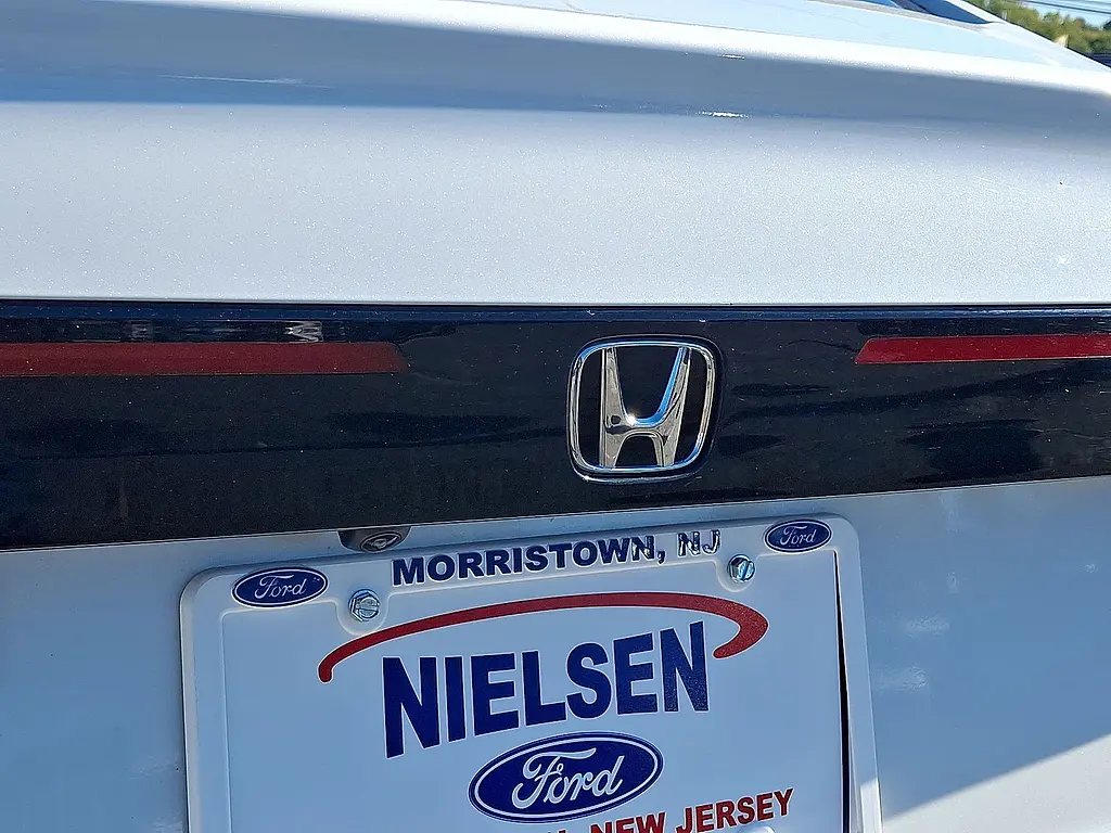 2023 Honda Accord - $22,000