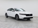 2024 Accord Thumbnail 1
