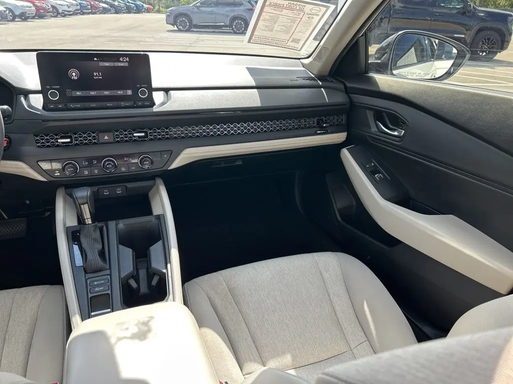 2025 Honda Accord - $25,563