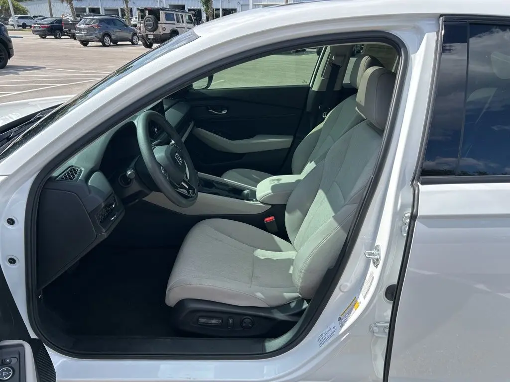 2025 Honda Accord - $25,563