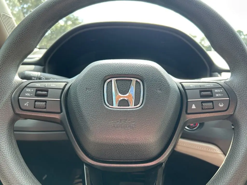 2025 Honda Accord - $25,563