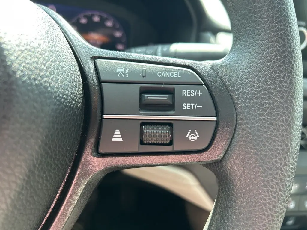 2025 Honda Accord - $25,563