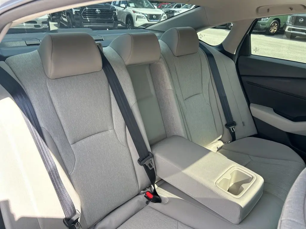 2025 Honda Accord - $25,563