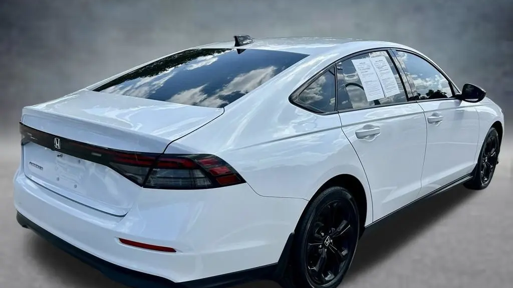 2025 Honda Accord SE