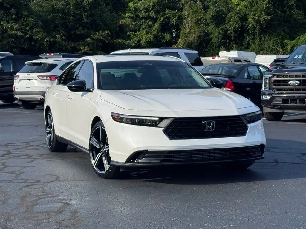 2026 Honda Accord - $30,999