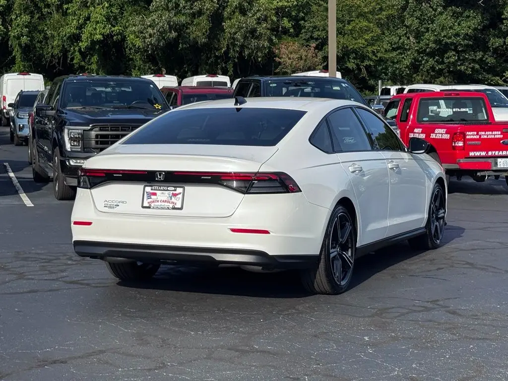 2026 Honda Accord - $30,999