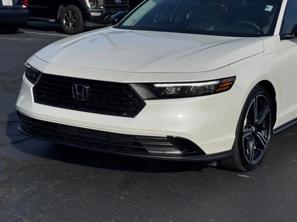 2026 Honda Accord - $30,999