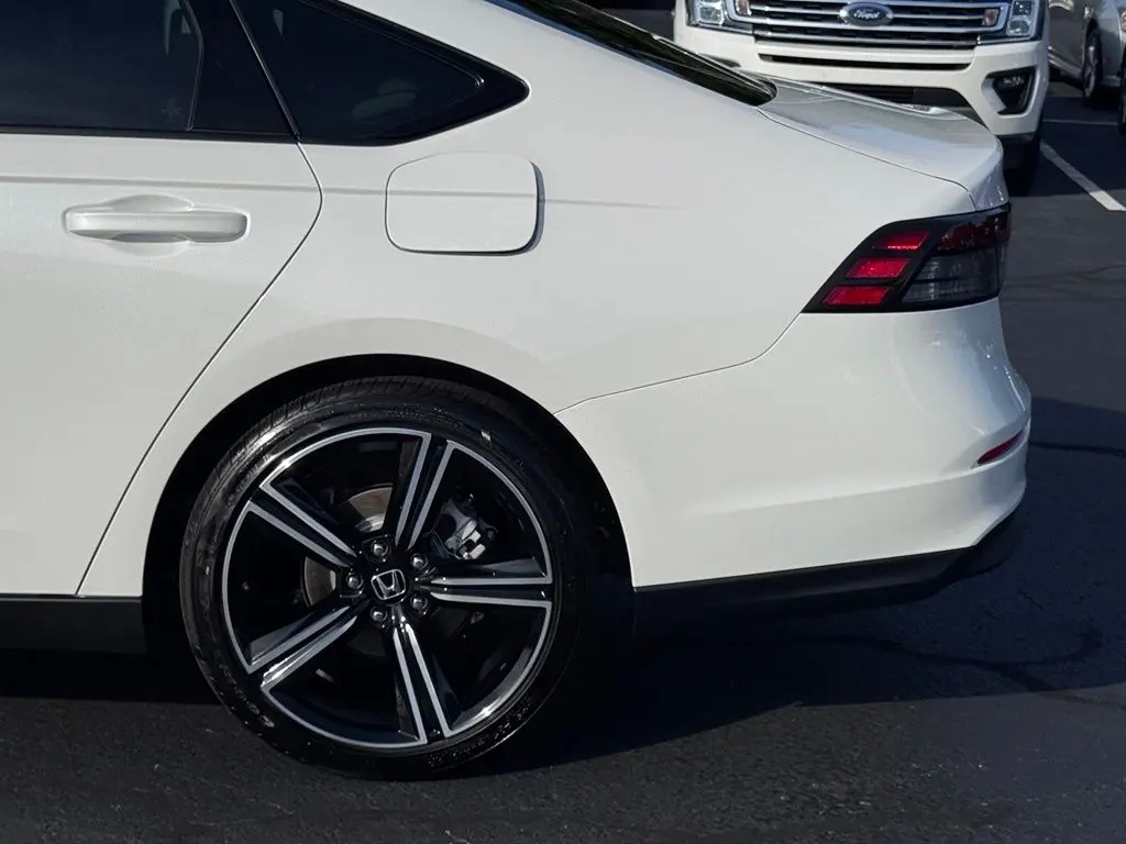 2026 Honda Accord - $30,999
