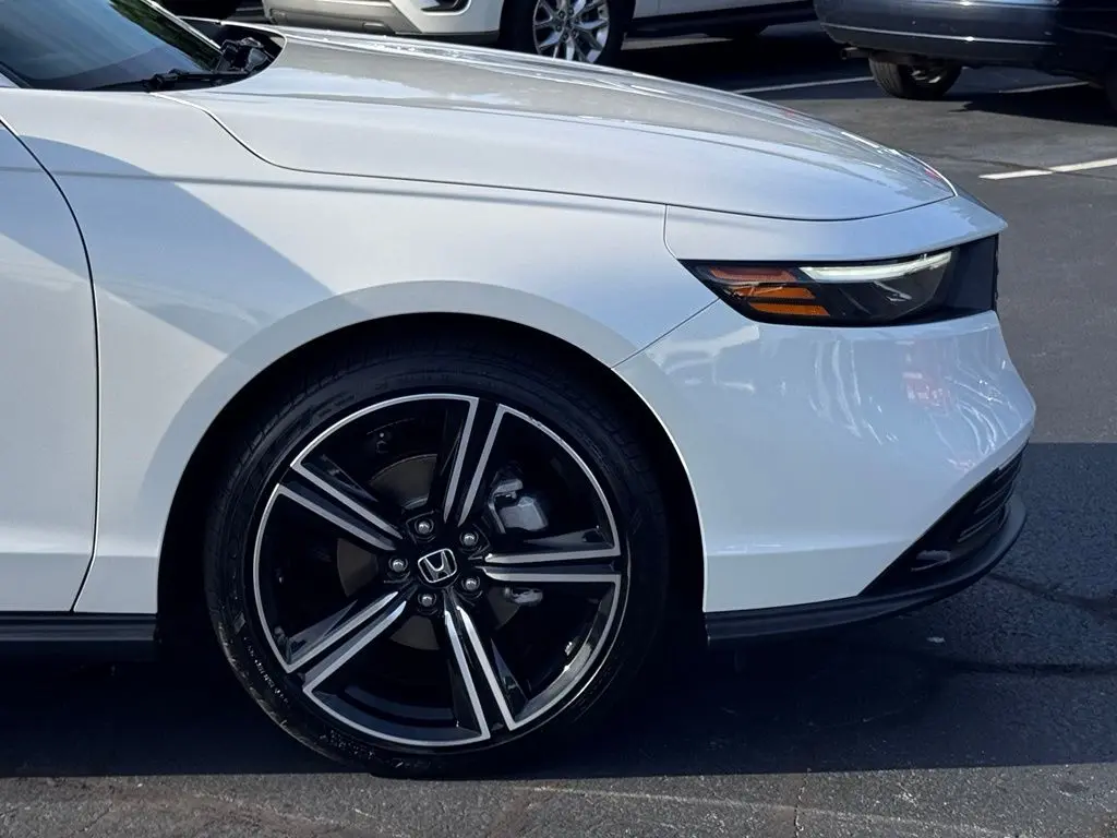 2026 Honda Accord - $30,999