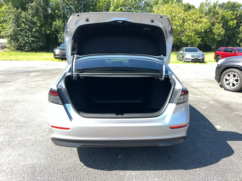 2025 Honda Accord - $29,080