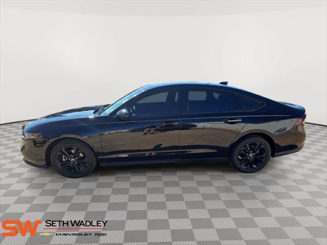 2025 Honda Accord - $32,000