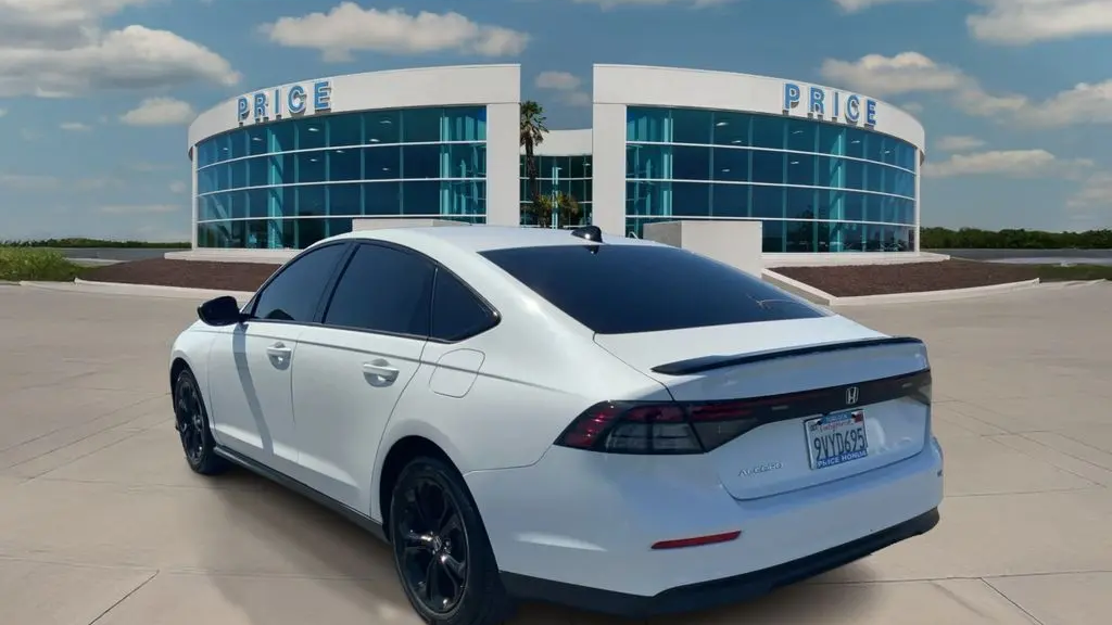2025 Honda Accord SE
