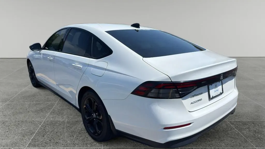 2025 Honda Accord SE