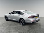 2024 Accord Hybrid Thumbnail 3