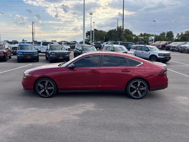 2023 Honda Accord - $27,395