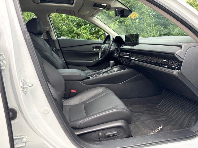 2023 Honda Accord - $27,500
