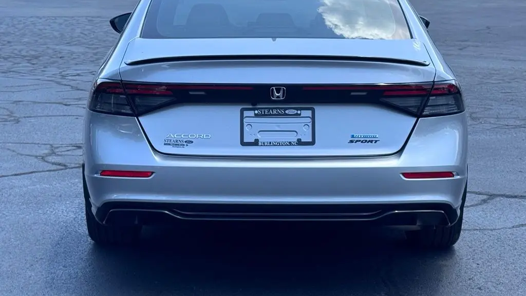 2023 Honda Accord Hybrid Sport-L