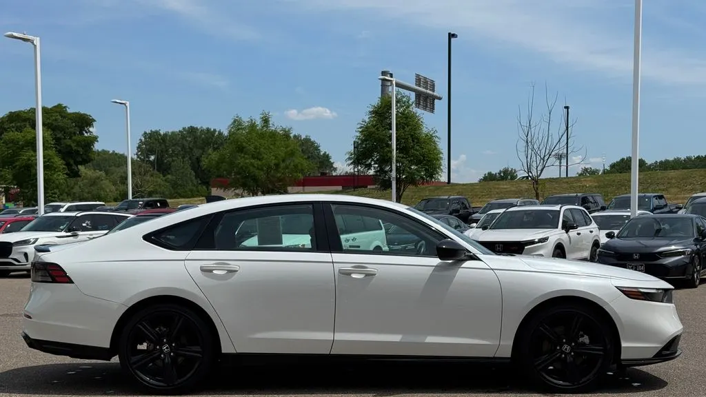 2025 Honda Accord Hybrid Sport-L