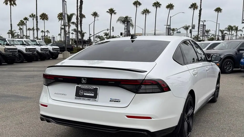 2023 Honda Accord Hybrid Sport-L