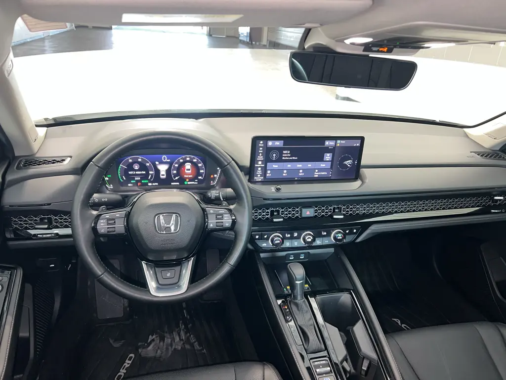 2025 Honda Accord - $33,980