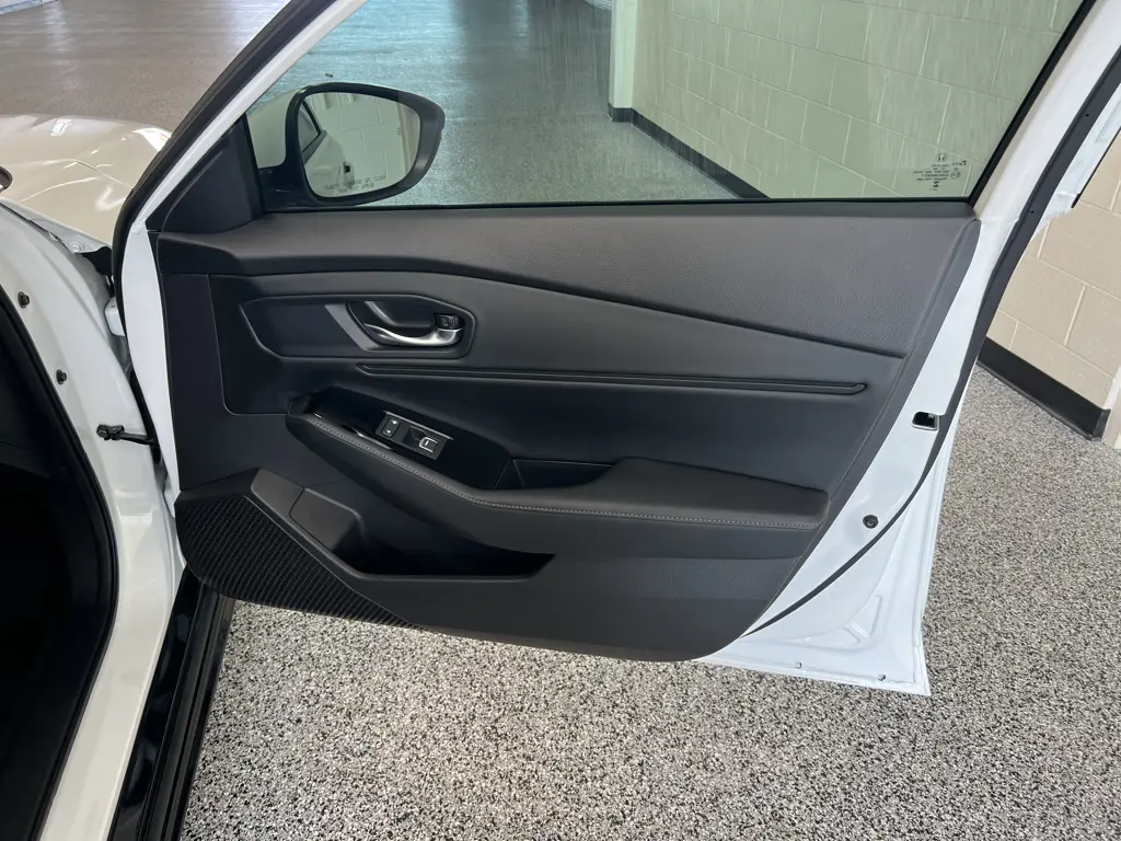 2025 Honda Accord - $33,980