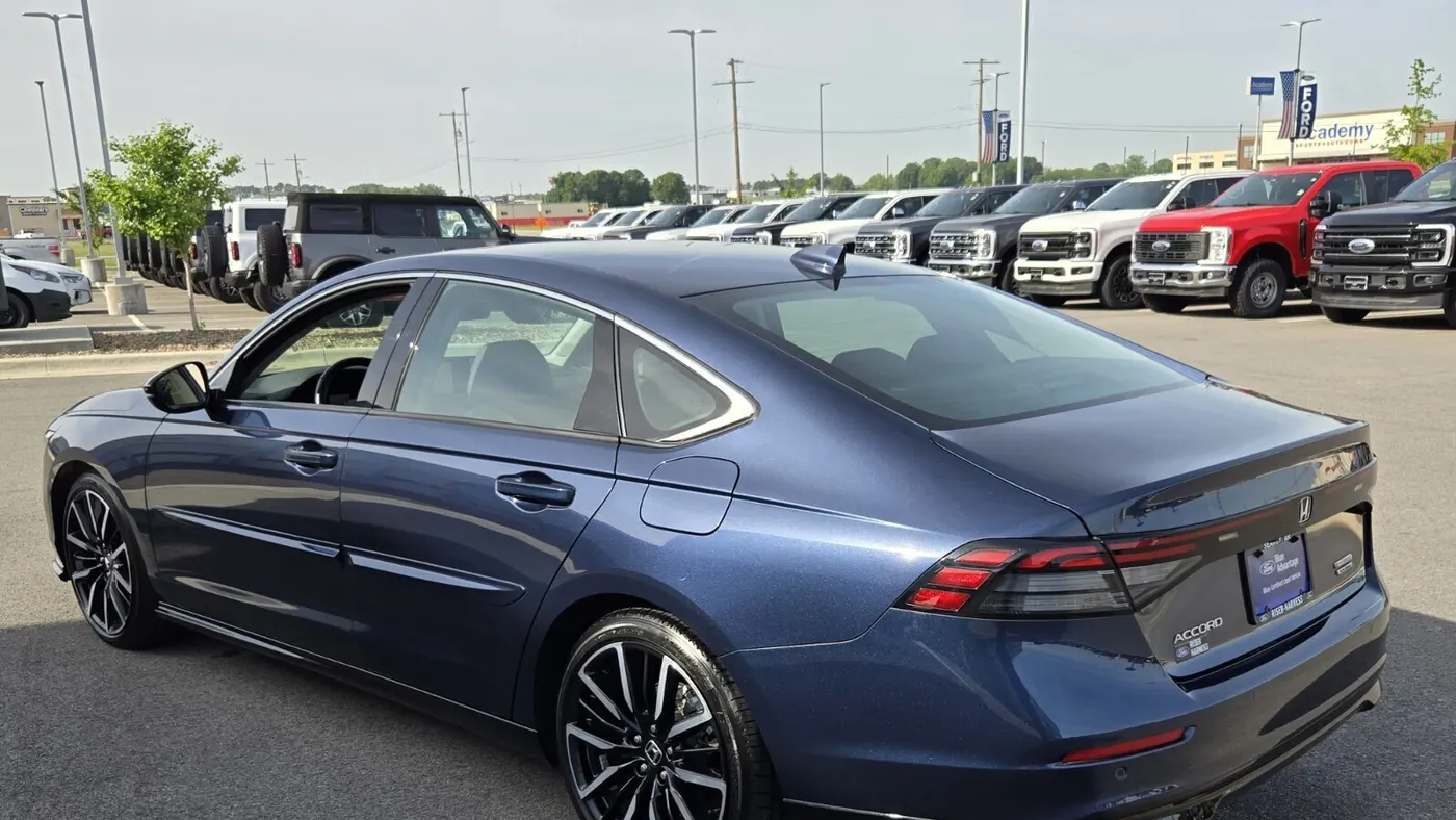 2023 Honda Accord Hybrid Touring