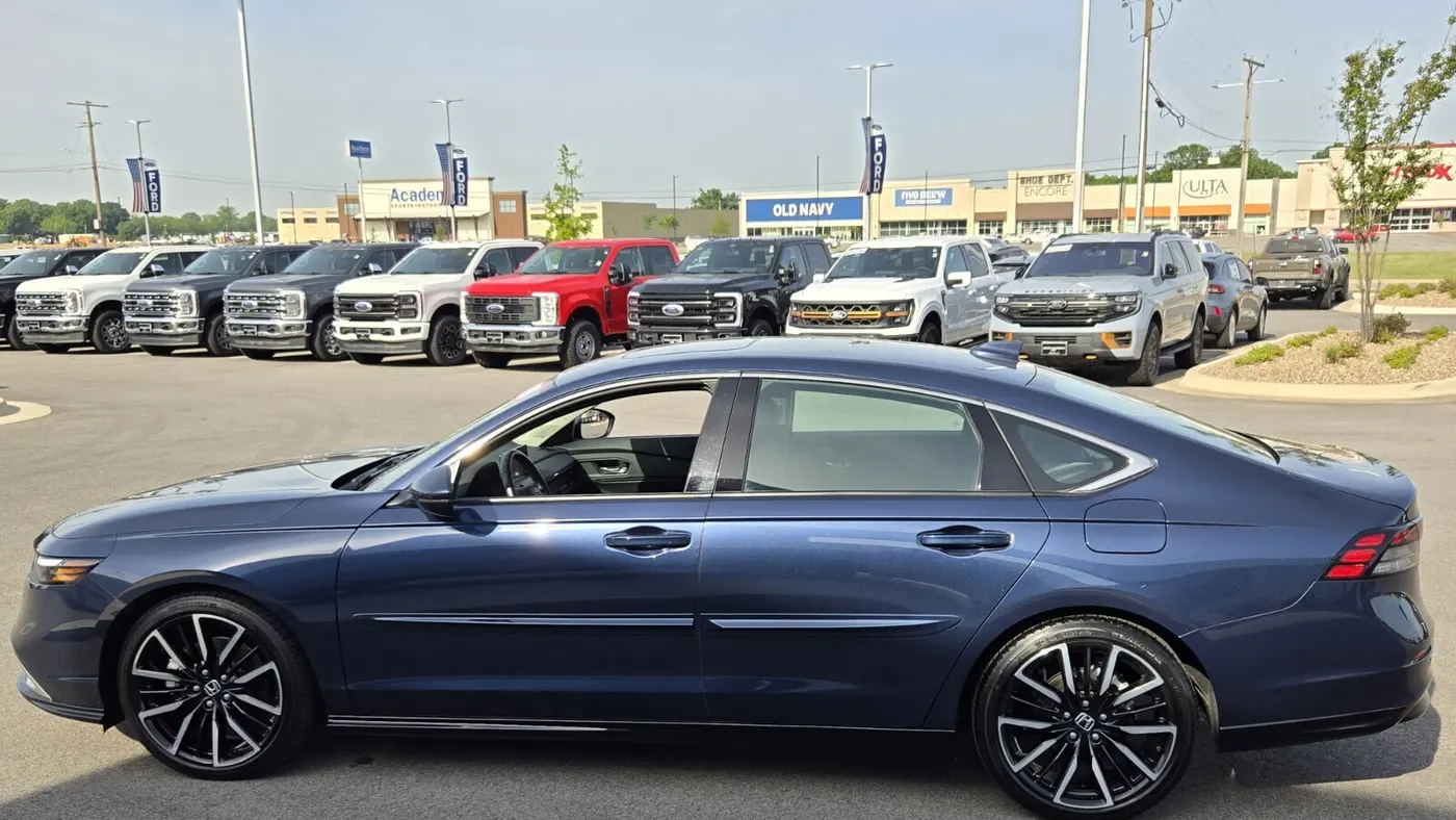 2023 Honda Accord Hybrid Touring