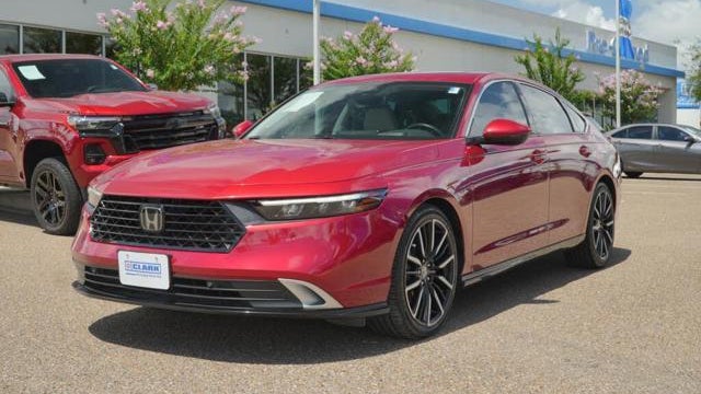 Preowned 2023 Honda Accord Hybrid Touring for Sale