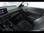 2025 Accord Hybrid Thumbnail 16
