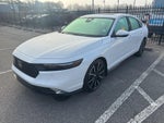 2023 Accord Hybrid Thumbnail 1