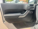 2011 Wrangler Thumbnail 13