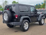 2011 Wrangler Thumbnail 24