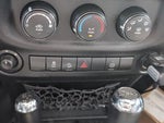 2011 Wrangler Thumbnail 12