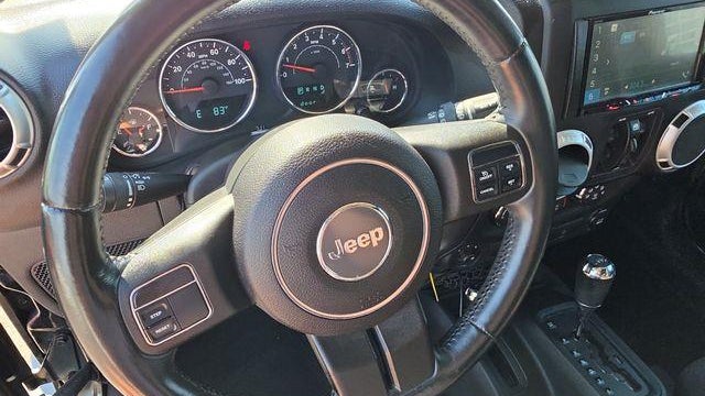 2011 Jeep Wrangler Unlimited Sahara