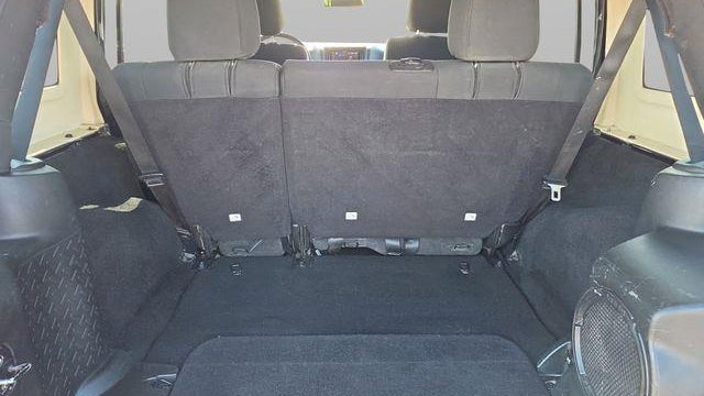 2011 Jeep Wrangler Unlimited Sahara