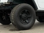 2011 Wrangler Thumbnail 38
