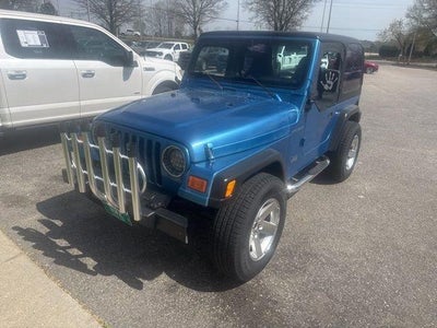 2000 Jeep Wrangler 2DR SE 4WD SUV