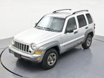 2005 Liberty Thumbnail 32