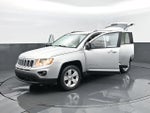 2011 Compass Thumbnail 32