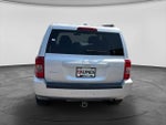 2010 Patriot Thumbnail 8