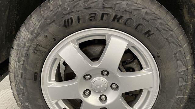 2010 Jeep Grand Cherokee Laredo