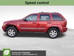 2010 Grand Cherokee Thumbnail 12