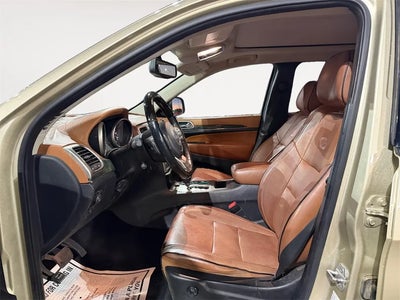 2011 Jeep Grand Cherokee 4X2 Overland 4DR SUV