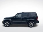 2008 Liberty Thumbnail 8
