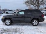 2008 Grand Cherokee Thumbnail 3